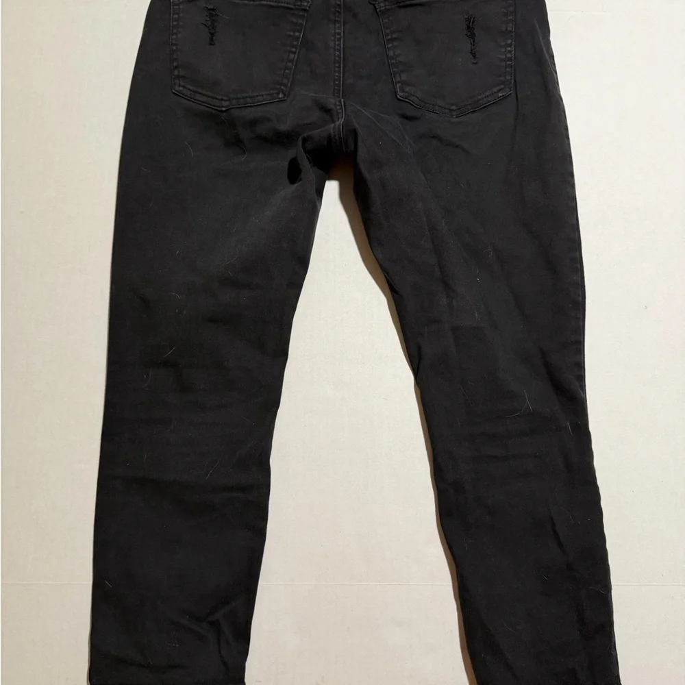 refuge‎ brand black distressed capris, women's size 10